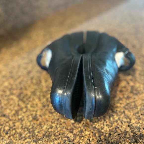 Naot Black Leather Mules Slip-On Mules Sz: 42  11 - Picture 8 of 9